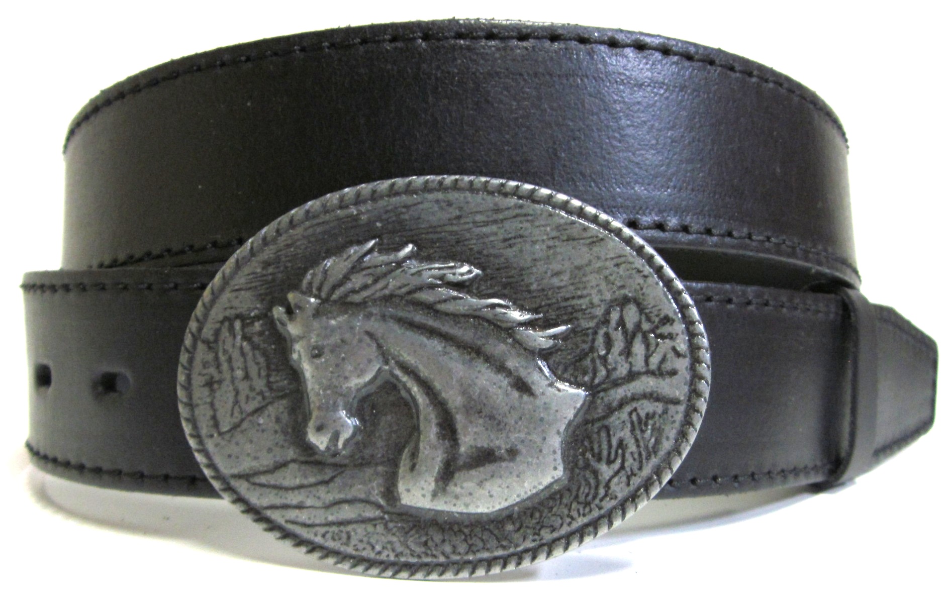 Kožený opasok s koňom