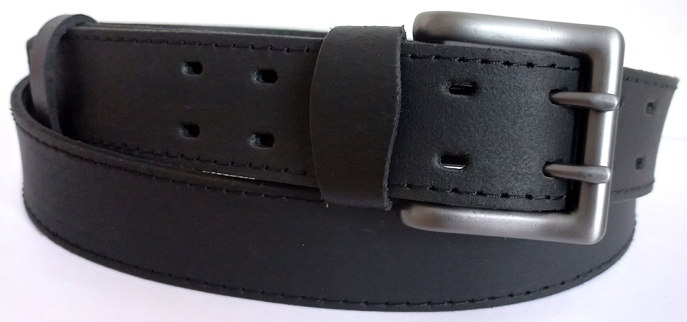 Opasok s pevnou dvojstrmeňovou prackou