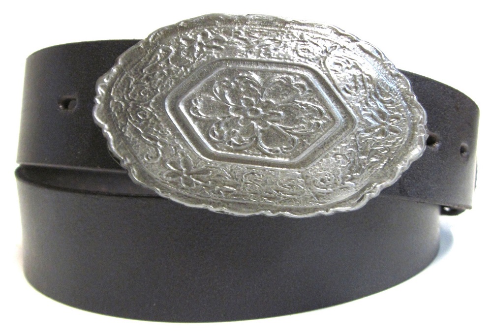 Dámsky opasok s peknou prackou