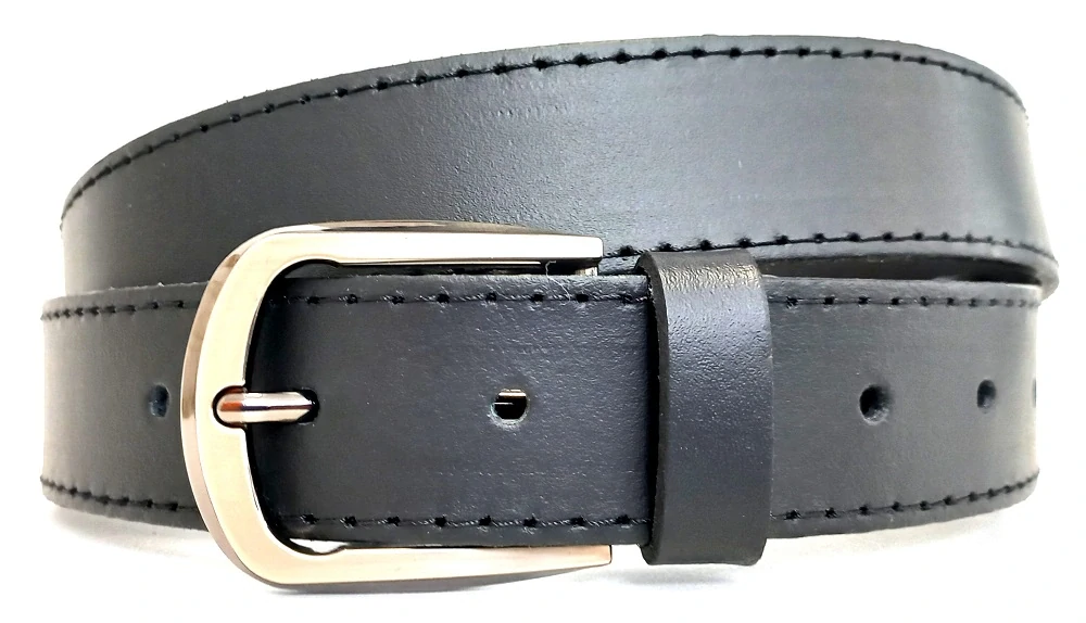 Kožený opasok s klasickou prackou