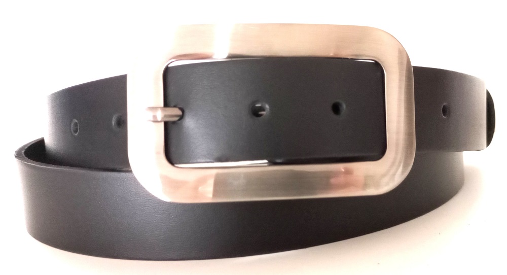 Čierny elegantný opasok