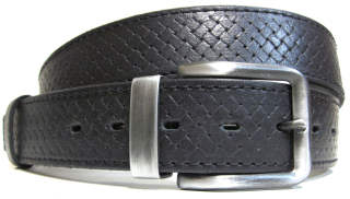 Kožený opasok so vzorom