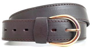 Hnedý opasok so zlatou prackou