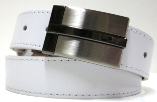 Biely elegantný opasok