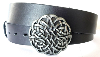 Trendy pracka na opasok