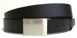 Kožený opasok elegantný